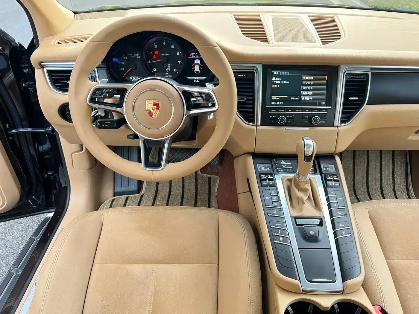 2014 Macan 2.0T — миниатюра 22