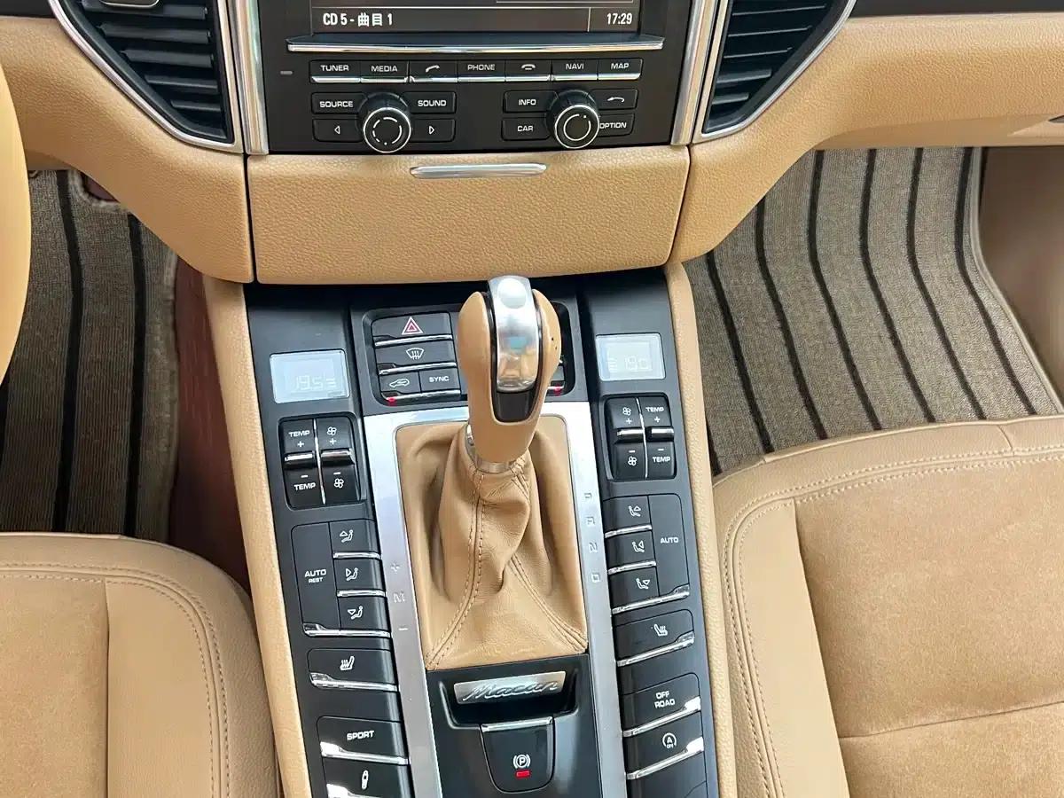 2014 Macan 2.0T — миниатюра 28