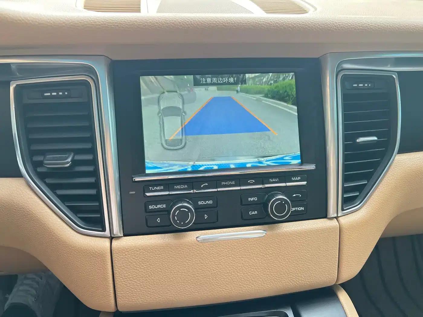 2014 Macan 2.0T — миниатюра 31