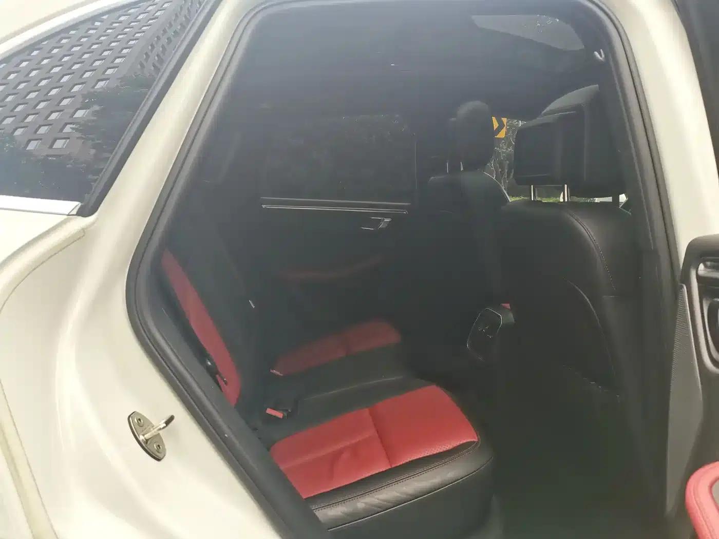 2016 Macan 2.0T — миниатюра 15