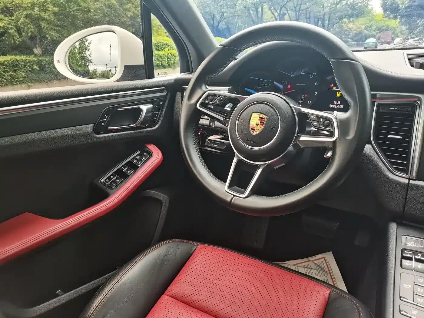2016 Macan 2.0T — миниатюра 9