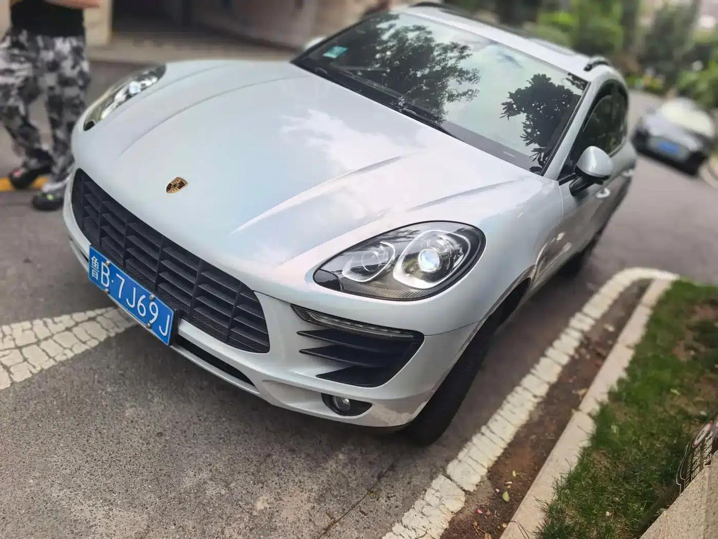 2017 Macan 2.0T — миниатюра 1