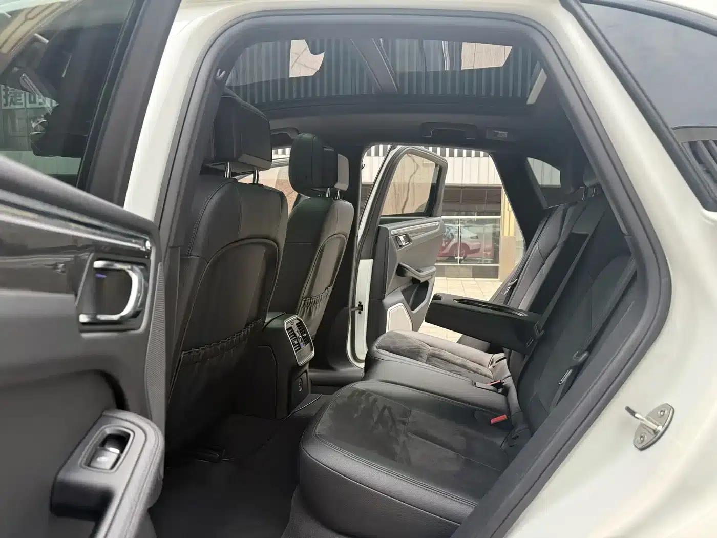 2017 Macan 2.0T — миниатюра 3