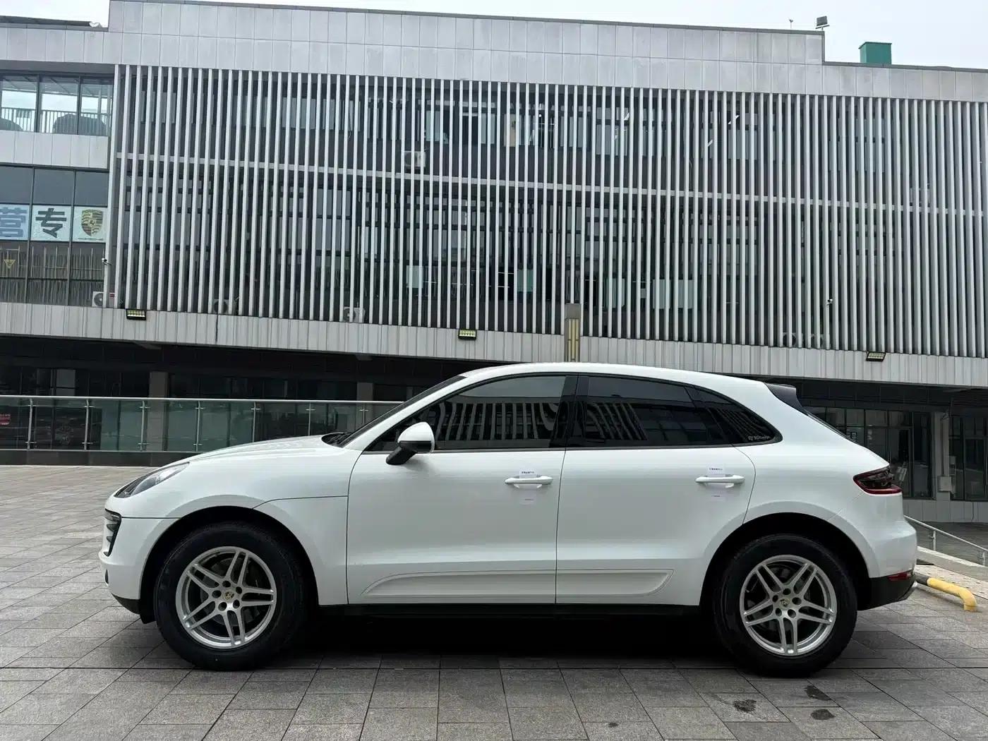 2017 Macan 2.0T — миниатюра 5