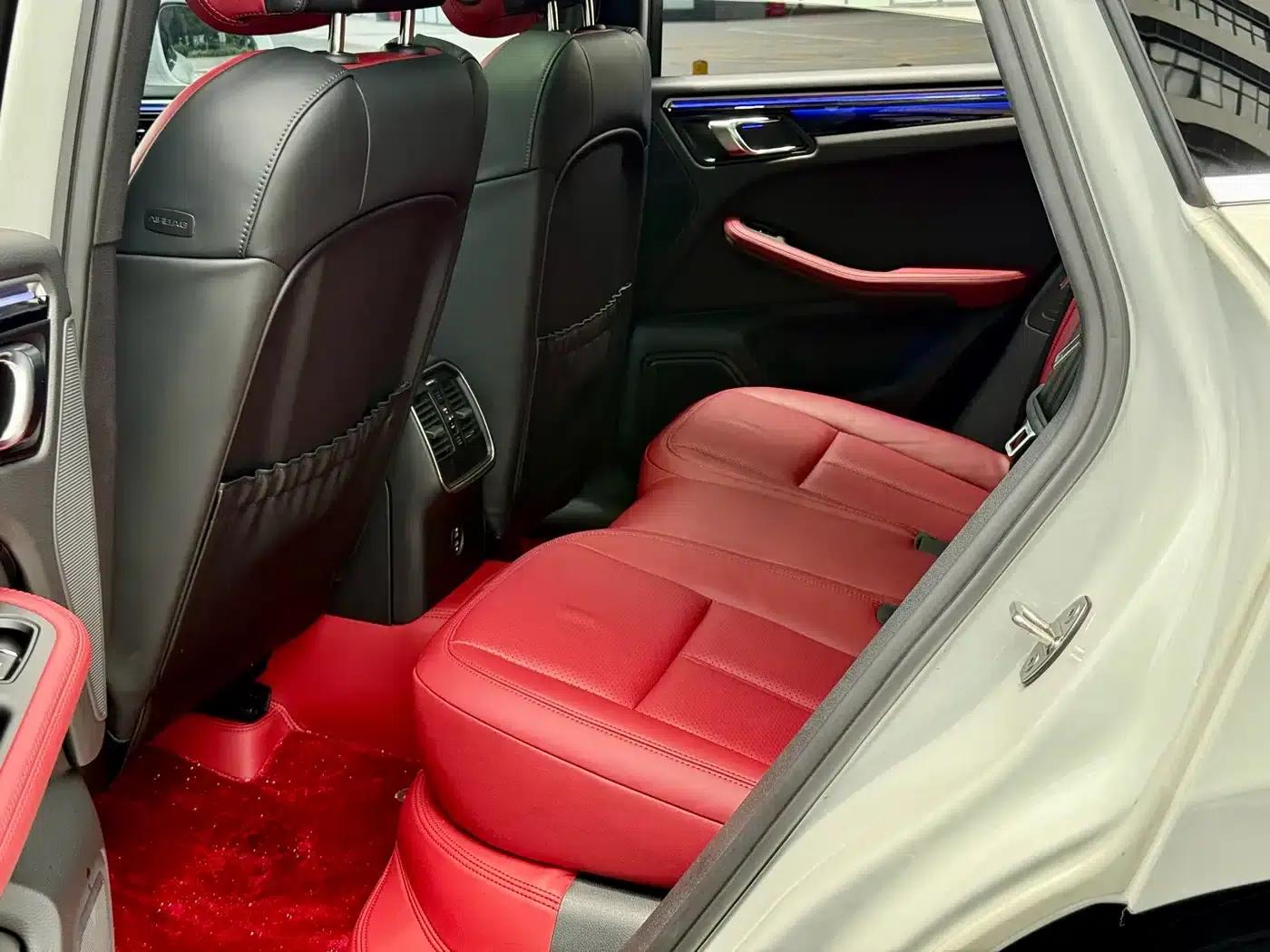 2023 Macan 2.0T — миниатюра 6