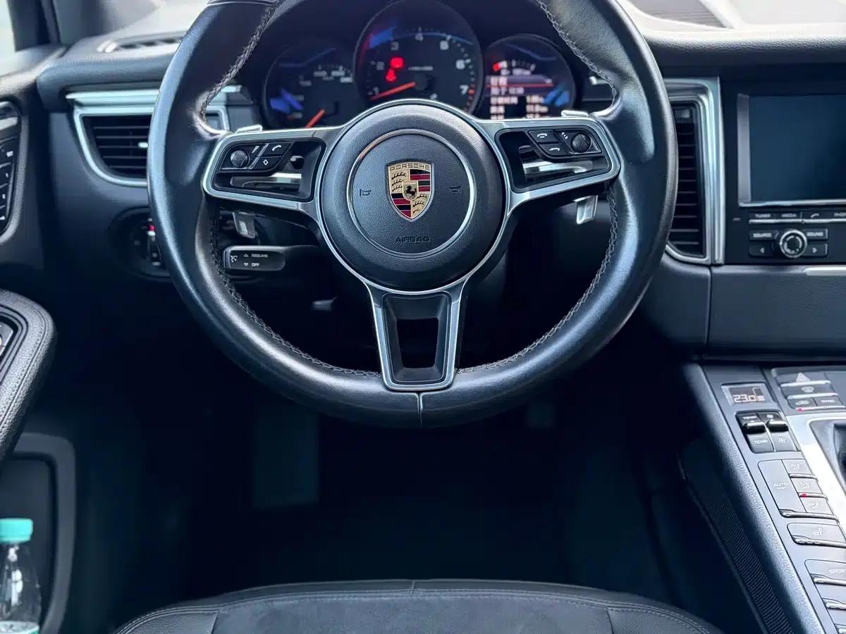 2016 Macan 2.0T — миниатюра 14