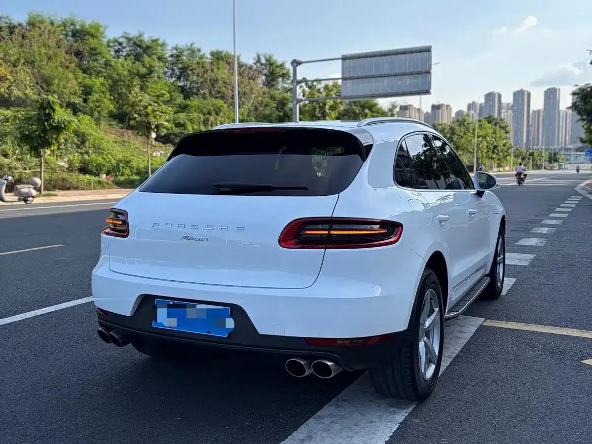 2016 Macan 2.0T — миниатюра 5