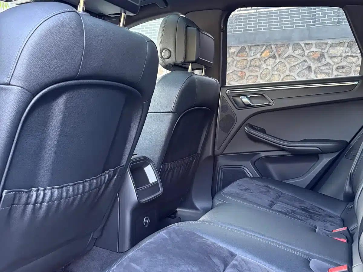 2016 Macan 2.0T — миниатюра 10