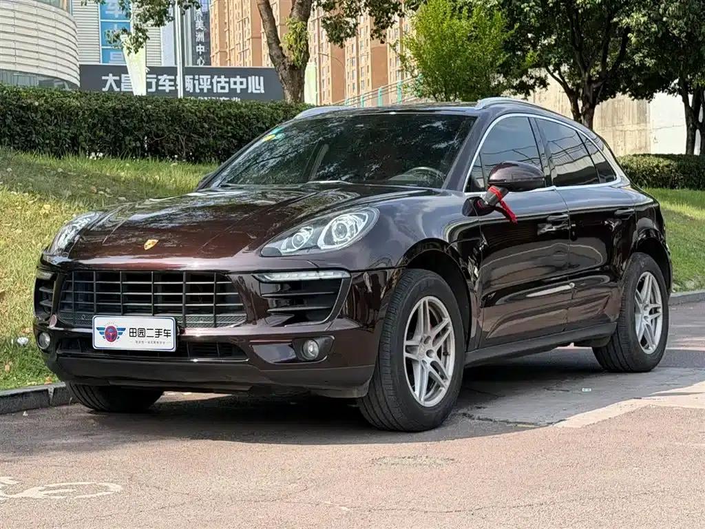 2017 Macan 2.0T — миниатюра 1