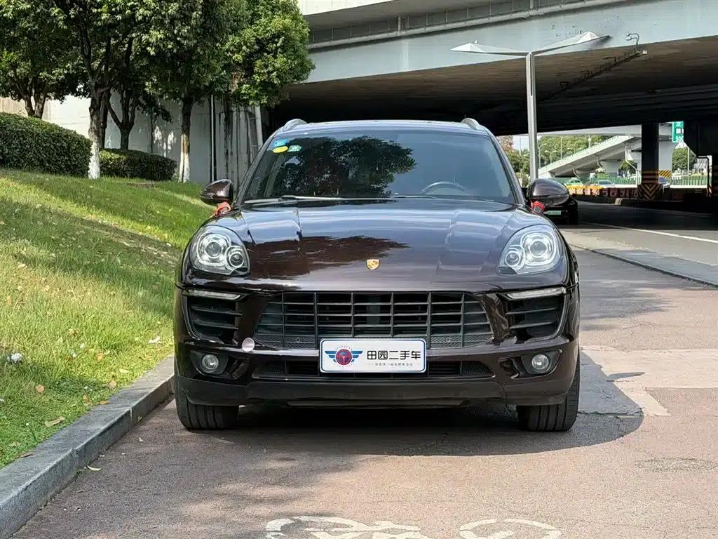 2017 Macan 2.0T — миниатюра 2