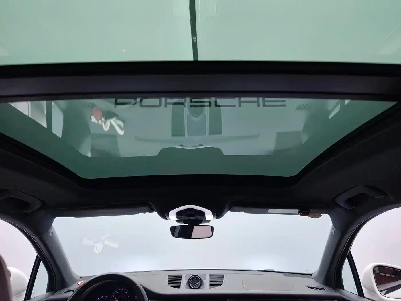 2023 Macan 2.0T — миниатюра 18