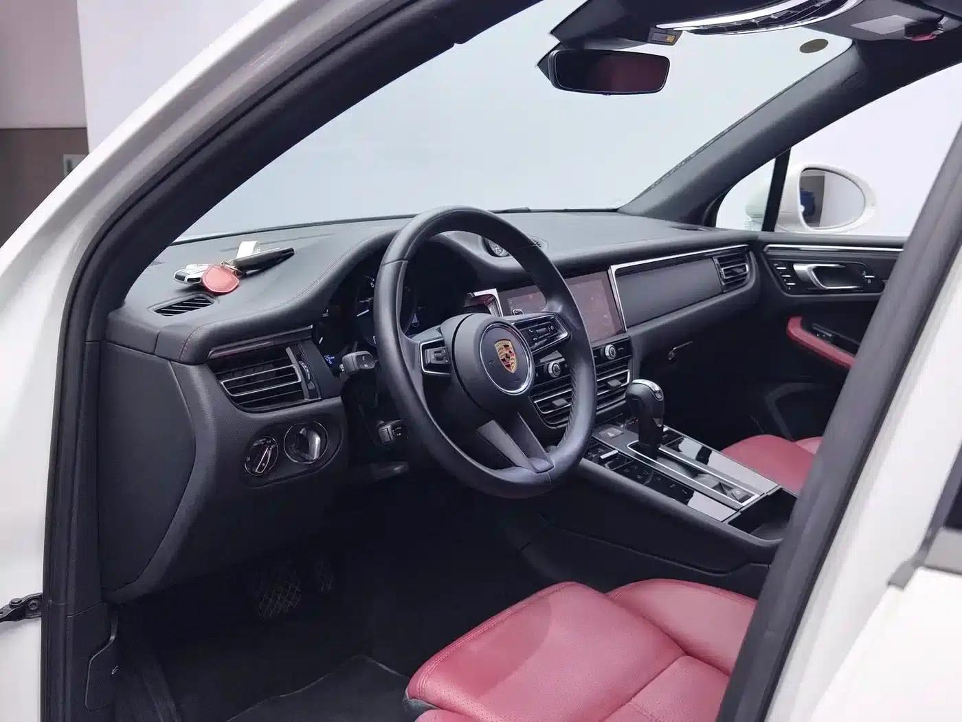 2023 Macan 2.0T — миниатюра 9