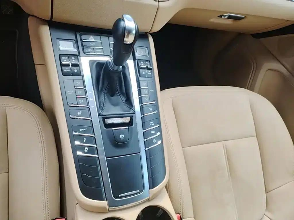 2017 Macan 2.0T — миниатюра 14