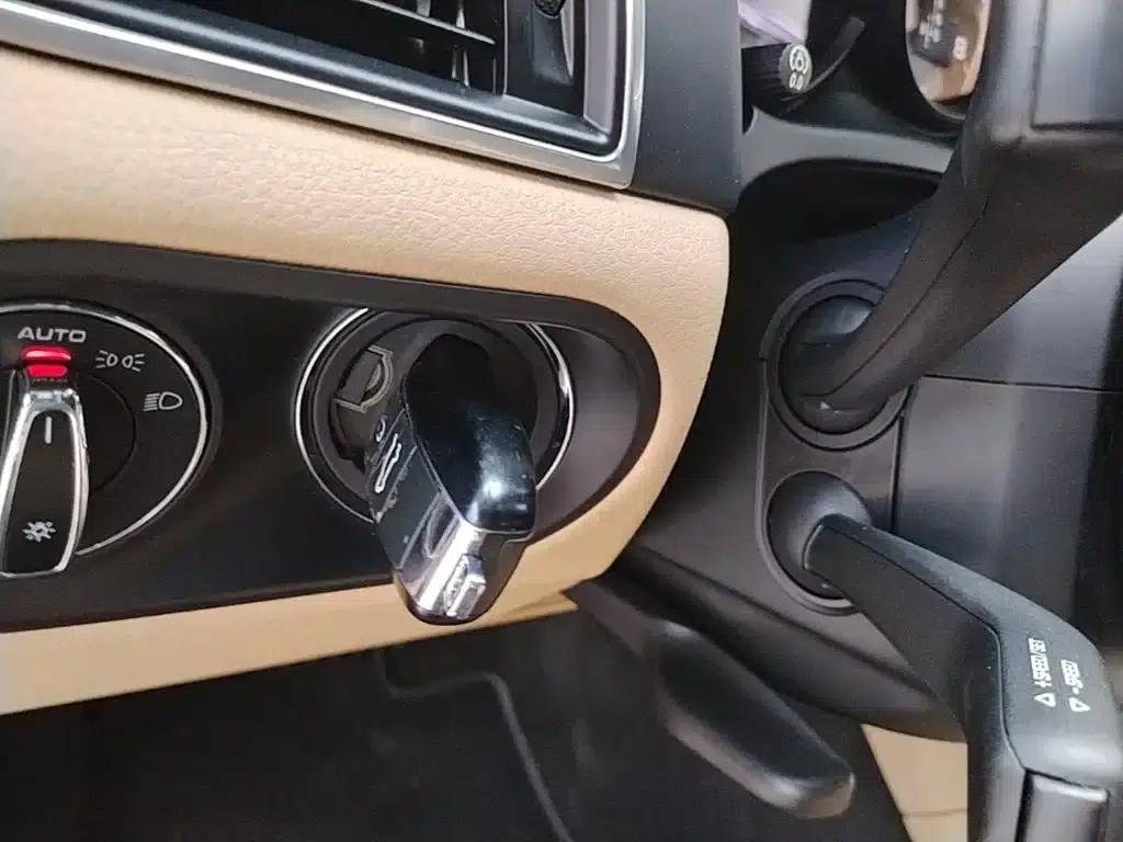 2017 Macan 2.0T — миниатюра 9