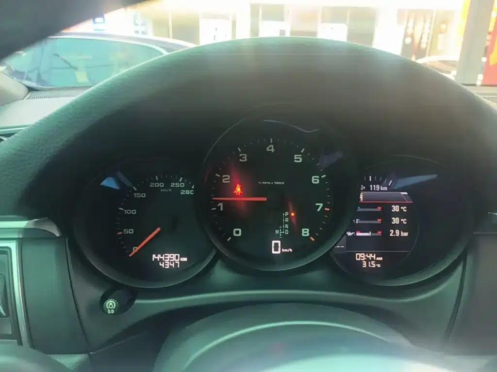 2017 Macan 2.0T — миниатюра 12