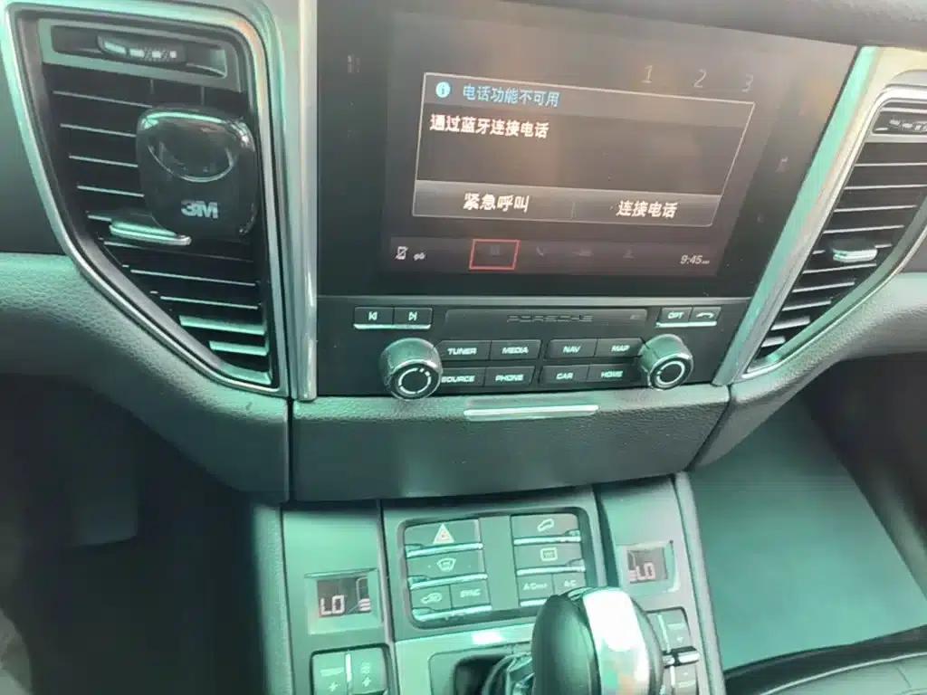 2017 Macan 2.0T — миниатюра 13