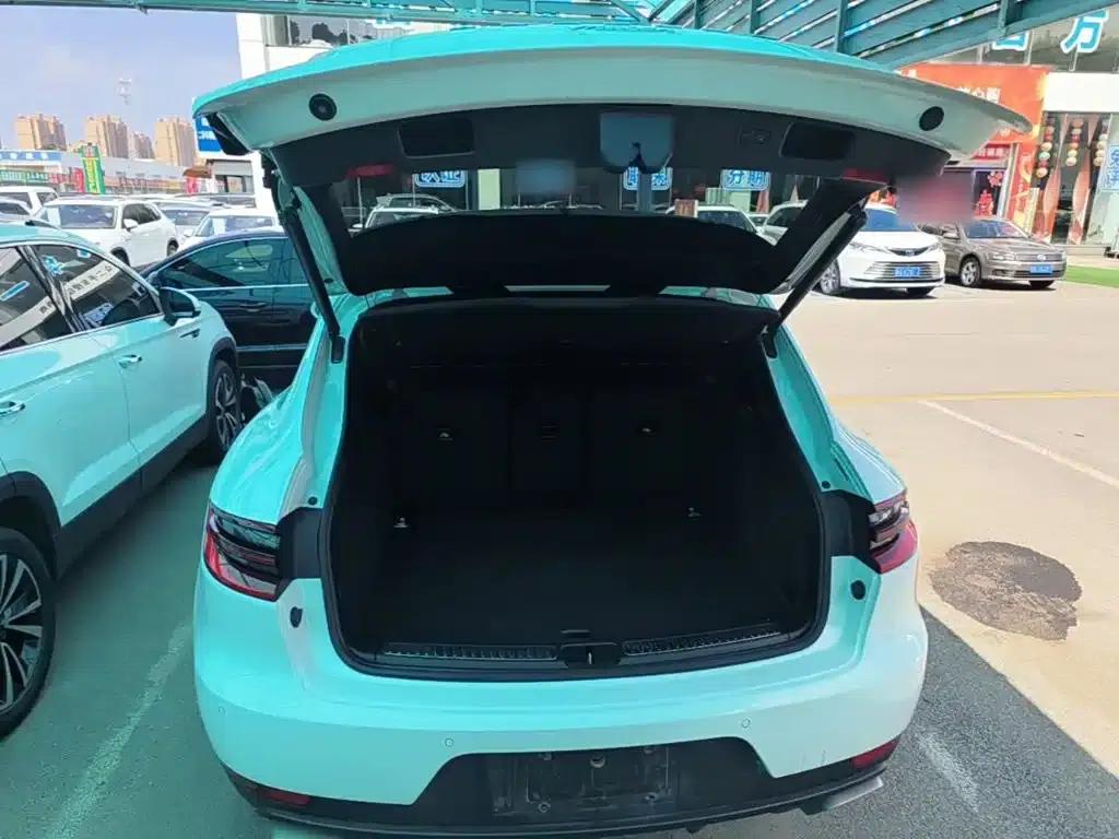 2017 Macan 2.0T — миниатюра 19
