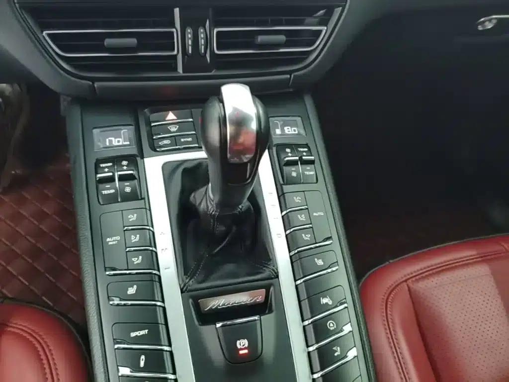 2020 Macan 2.0T — миниатюра 14