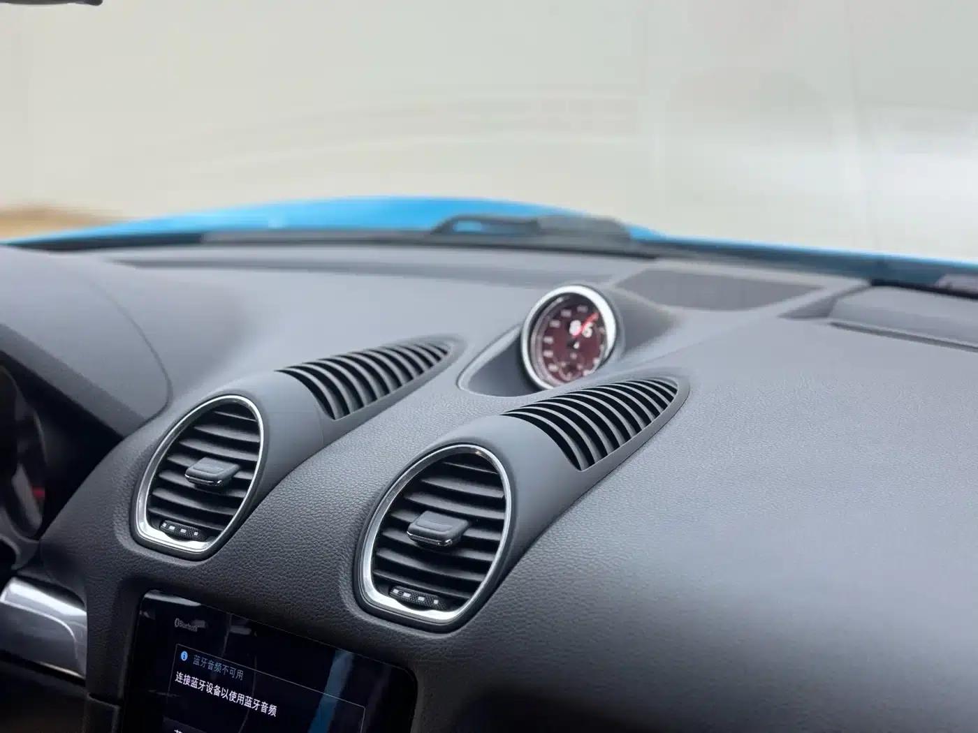 2016 Porsche 718 Boxster 2.0T — миниатюра 13