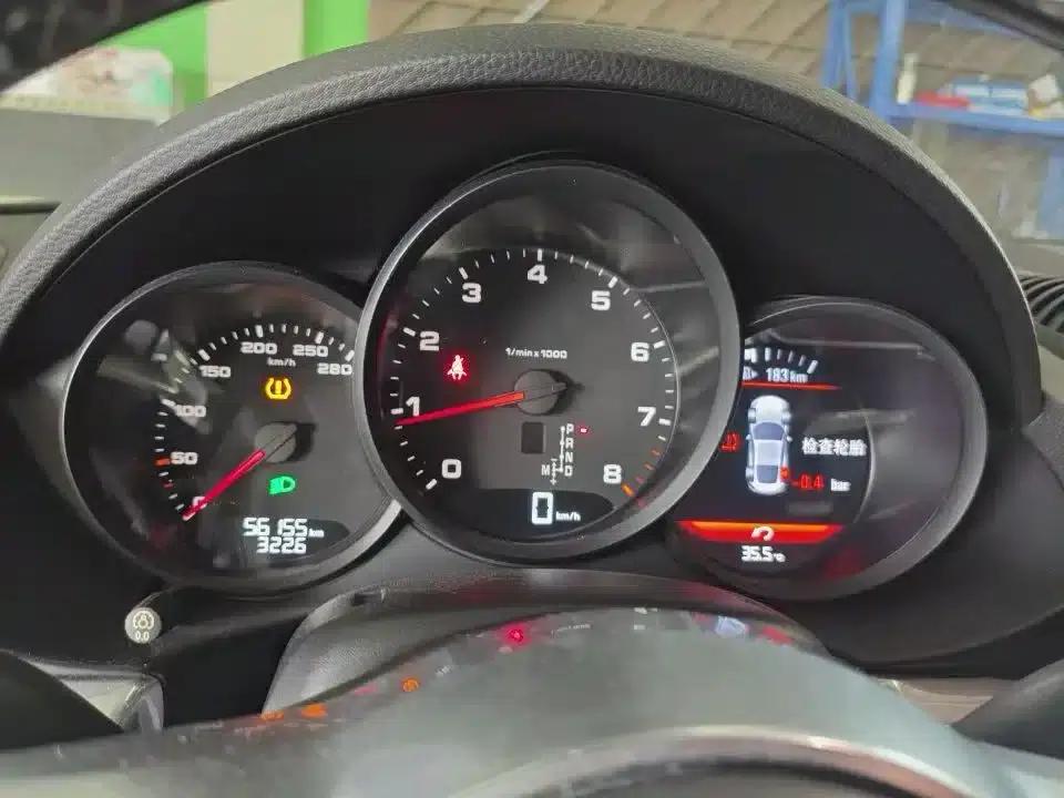 Porsche 718 Cayman 2016 2.0T — миниатюра 5
