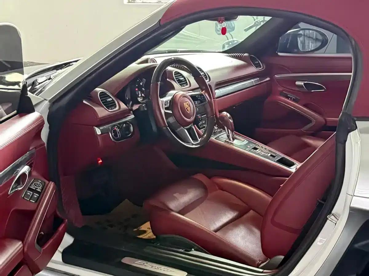 2020 Porsche 718 Boxster 2.0T — миниатюра 5