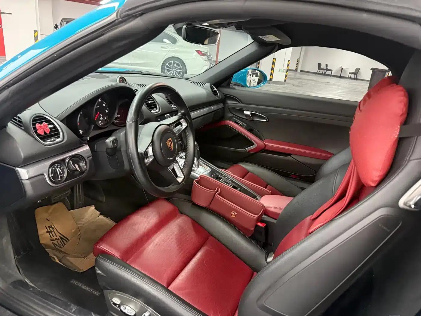 2018 Porsche 718 Boxster 2.0T — миниатюра 4