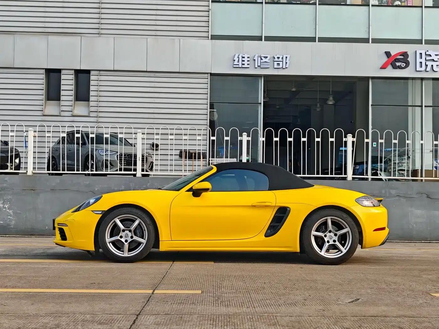2022 Porsche 718 Boxster 2.0T — миниатюра 4