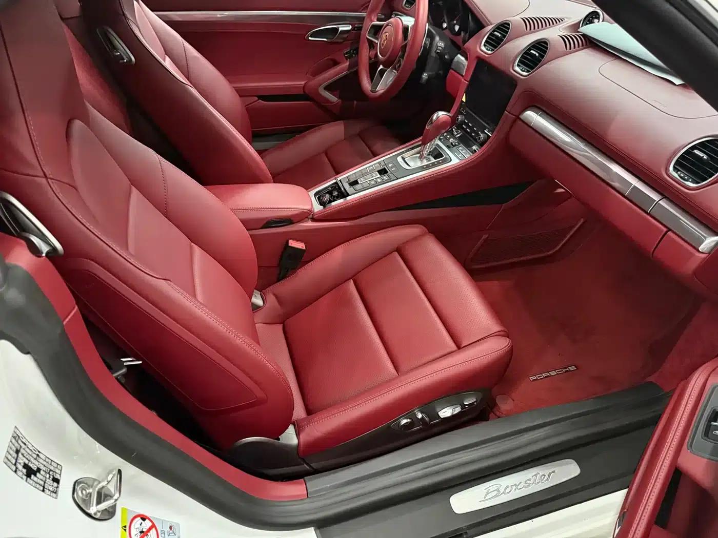 2020 Porsche 718 Boxster 2.0T — миниатюра 10