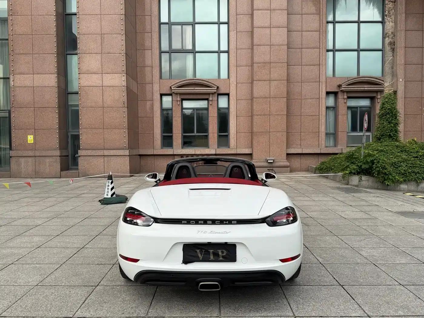2016 Porsche 718 Boxster 2.0T — миниатюра 18