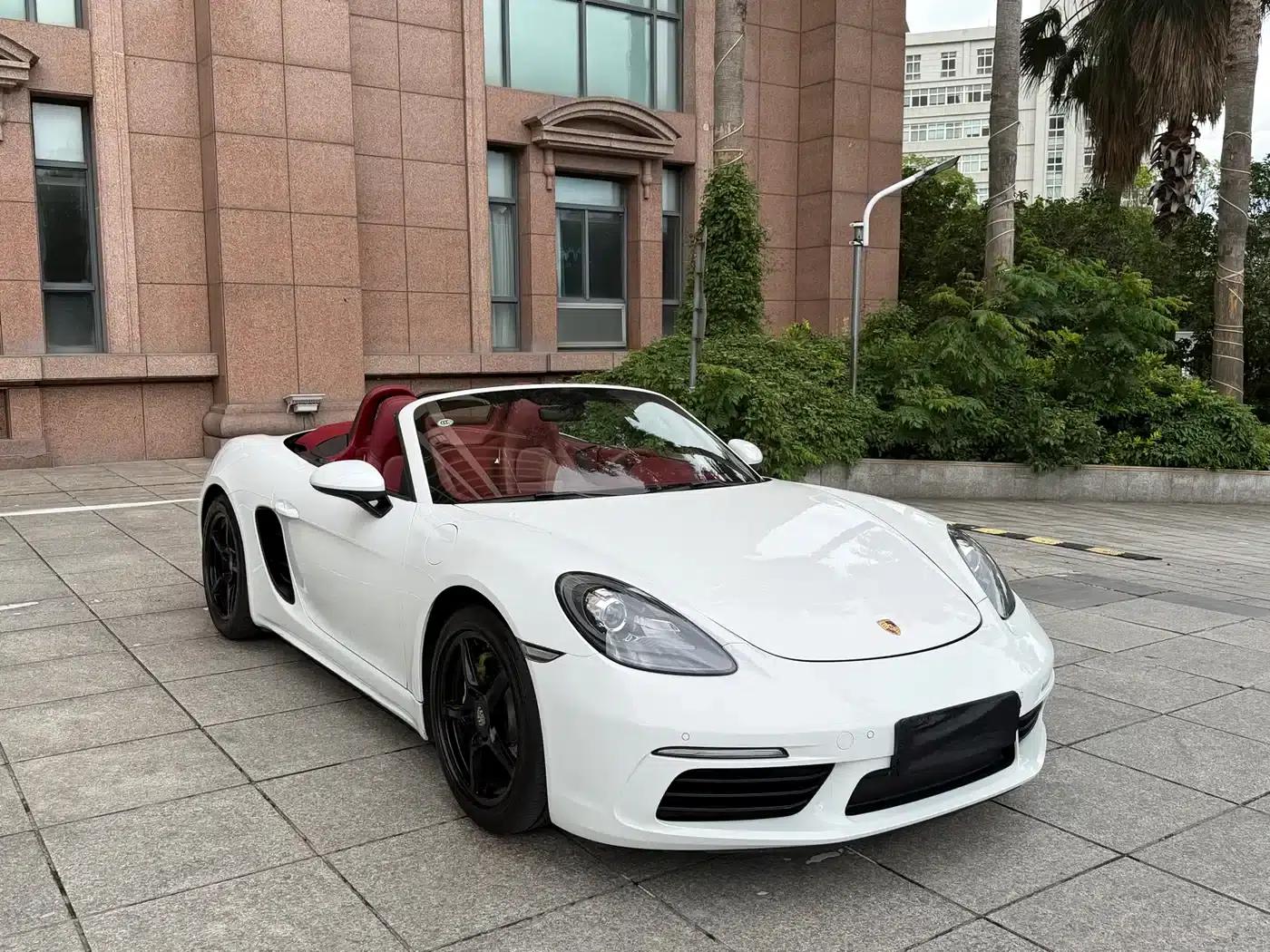 2016 Porsche 718 Boxster 2.0T — миниатюра 4