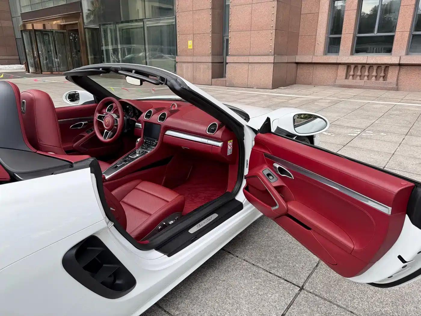 2016 Porsche 718 Boxster 2.0T — миниатюра 8