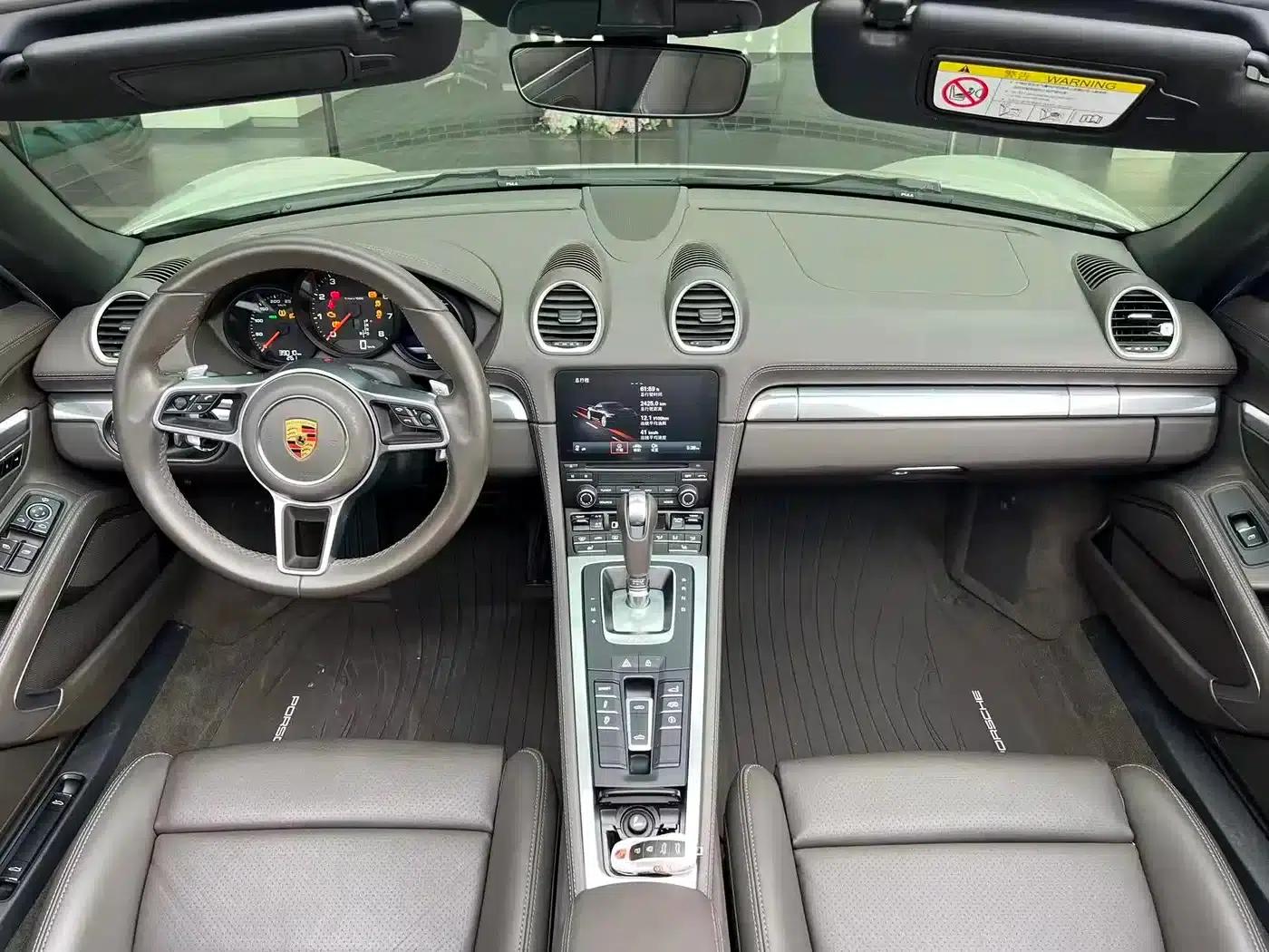 2022 Porsche 718 Boxster 2.0T — миниатюра 7