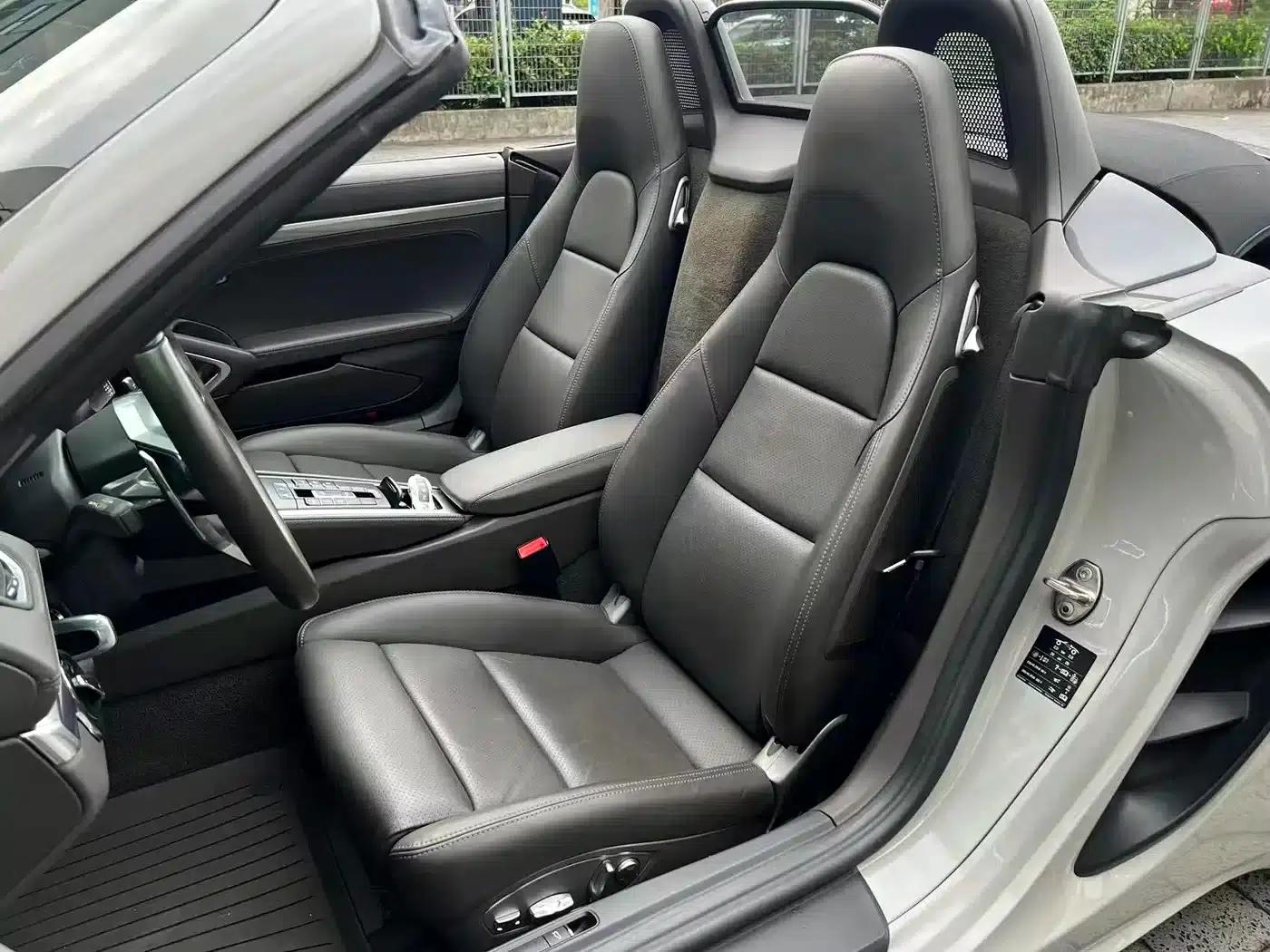 2022 Porsche 718 Boxster 2.0T — миниатюра 9