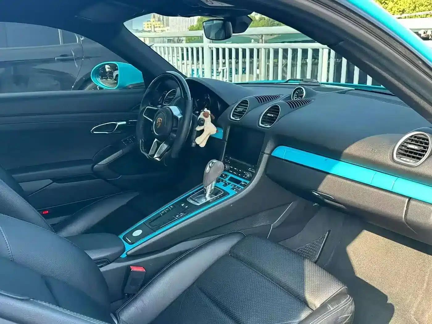 Porsche 718 Cayman 2018 2.0T — миниатюра 3