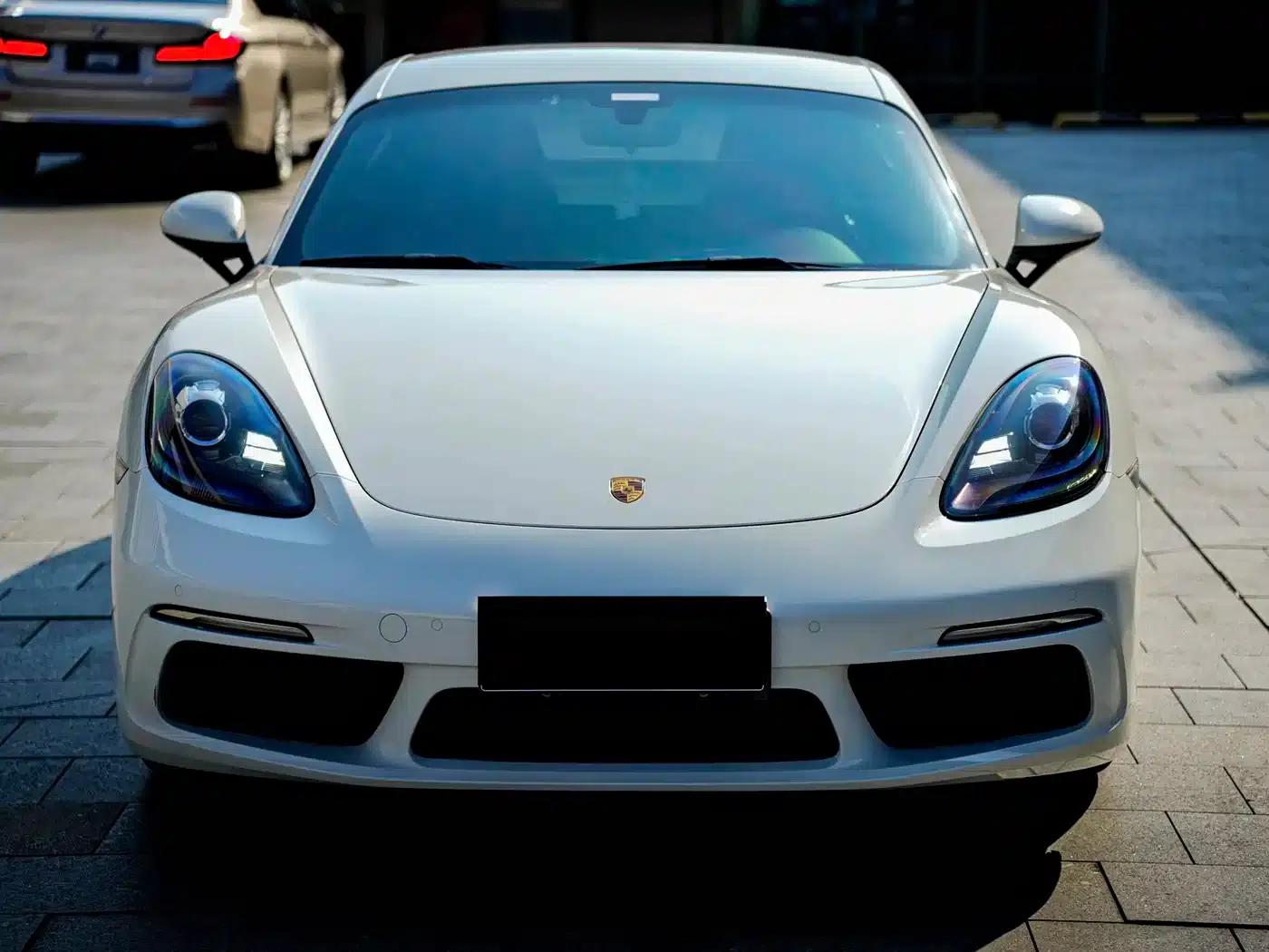 Porsche 718 Cayman 2018 2.0T — миниатюра 2