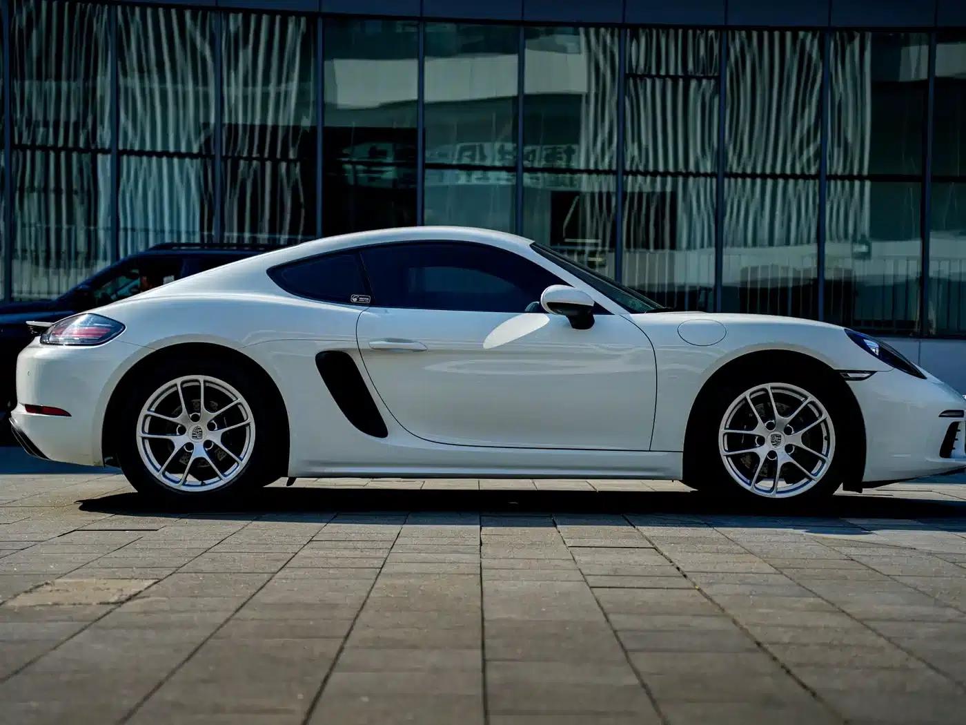 Porsche 718 Cayman 2018 2.0T — миниатюра 15