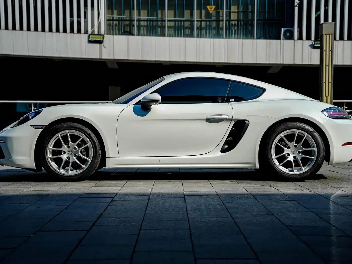 Porsche 718 Cayman 2018 2.0T — миниатюра 16