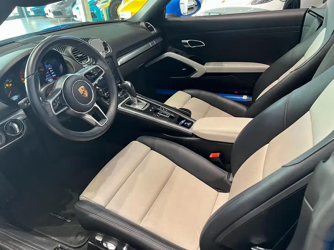 2022 Porsche 718 Boxster 2.0T — миниатюра 2