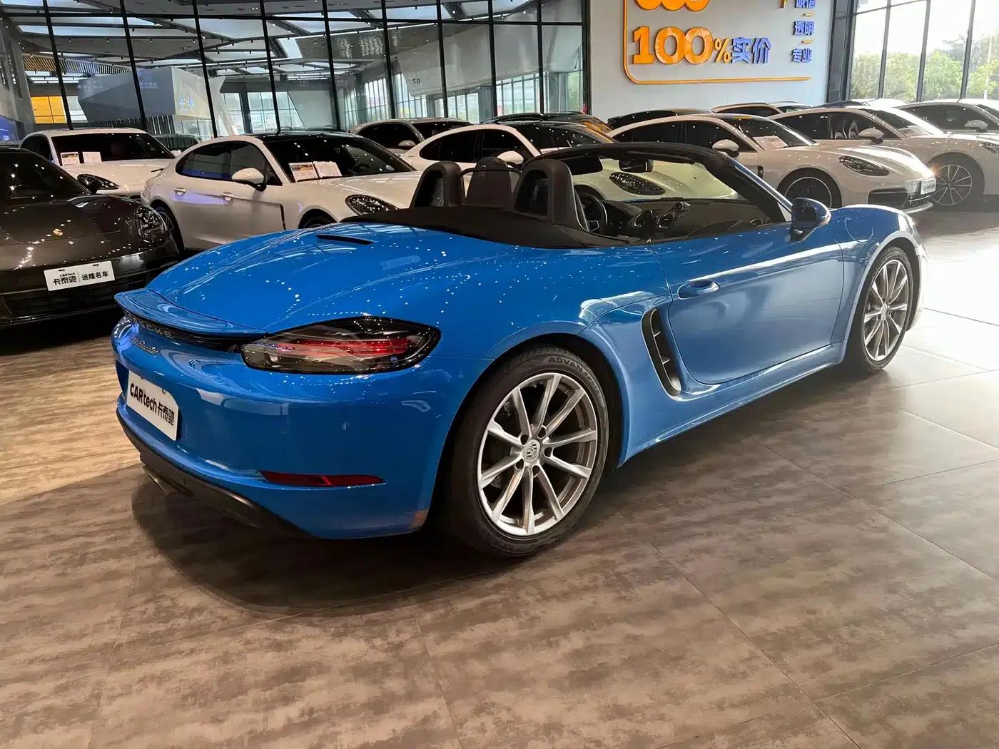2022 Porsche 718 Boxster 2.0T — миниатюра 7