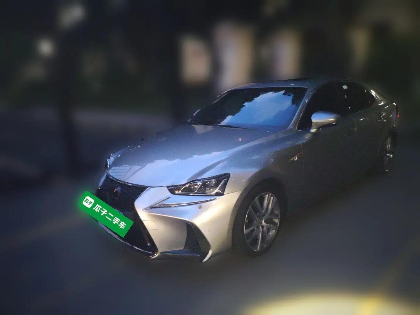 Lexus IS 2017 300 F SPORT Edition — миниатюра 1