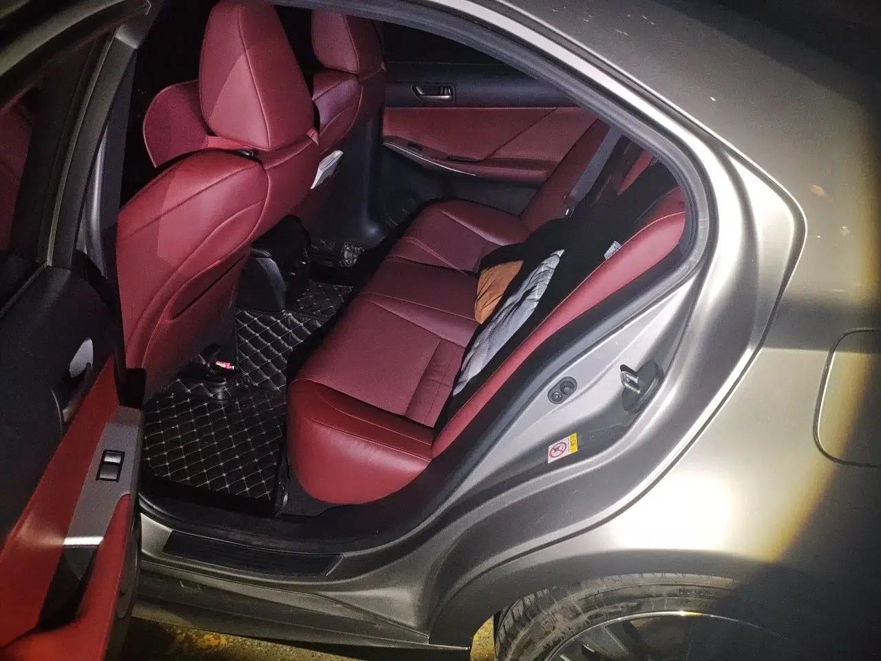 Lexus IS 2017 300 F SPORT Edition — миниатюра 17