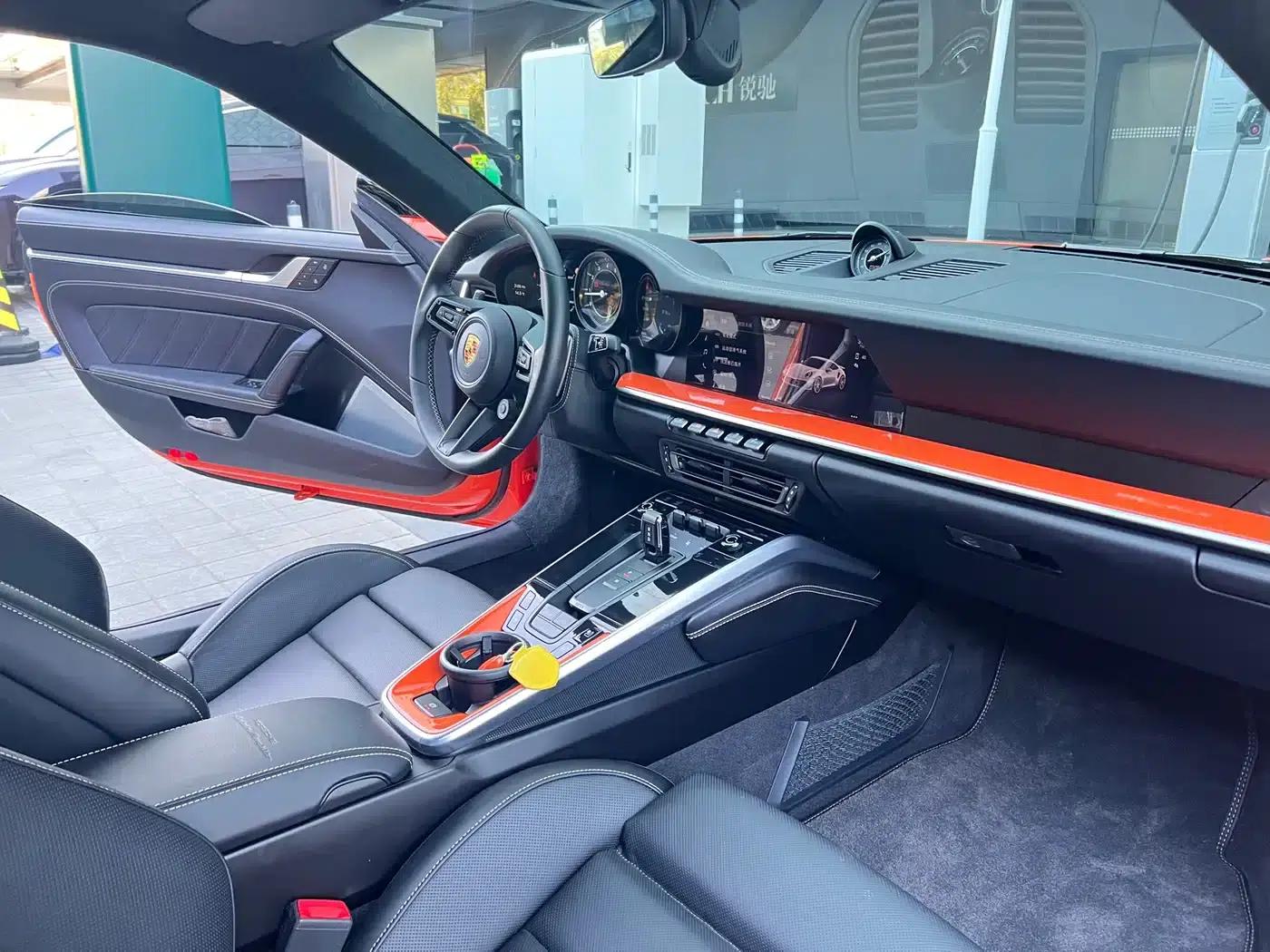 Porsche 911 2021 Turbo S 3.7T Porsche China 20th Anniversary Edition — миниатюра 7