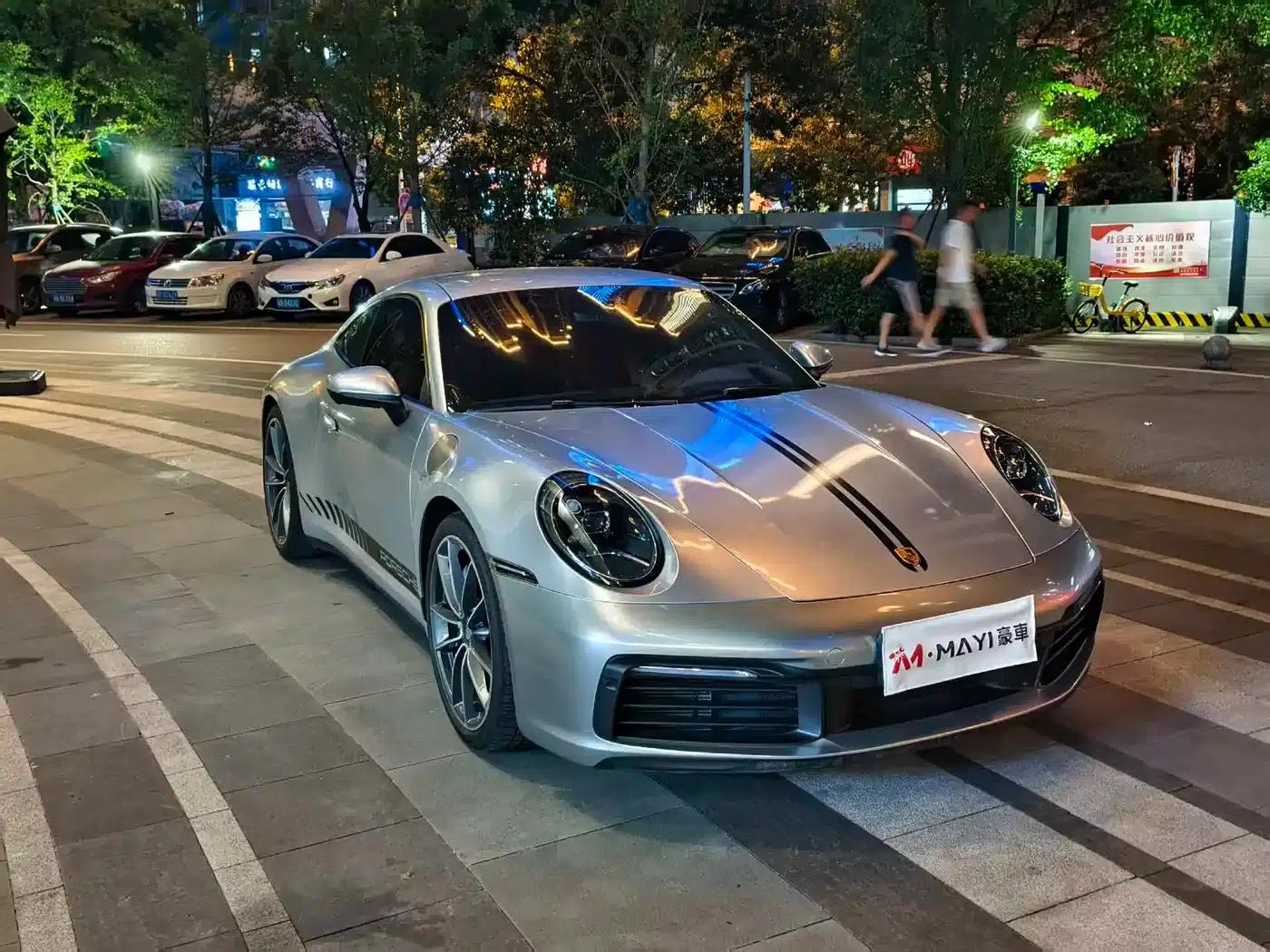 Porsche 911 2020 Carrera 3.0T — миниатюра 3