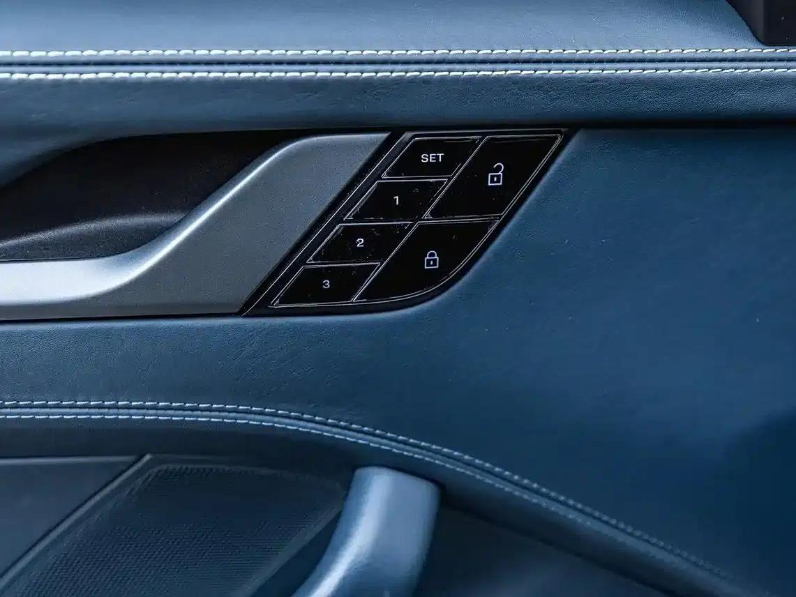 Porsche 911 2020 Carrera 3.0T — миниатюра 11