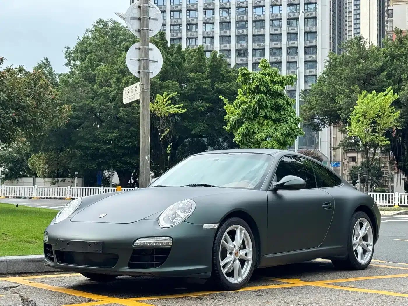2010 Porsche 911 Carrera 3.6L — миниатюра 1