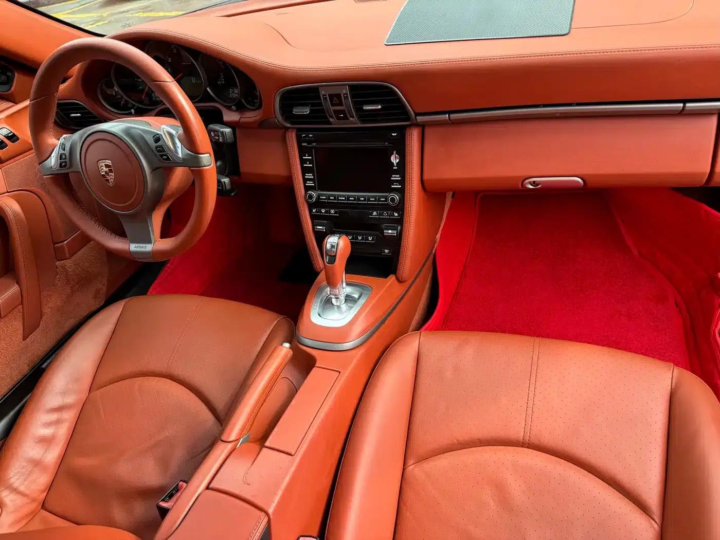 2010 Porsche 911 Carrera 3.6L — миниатюра 12