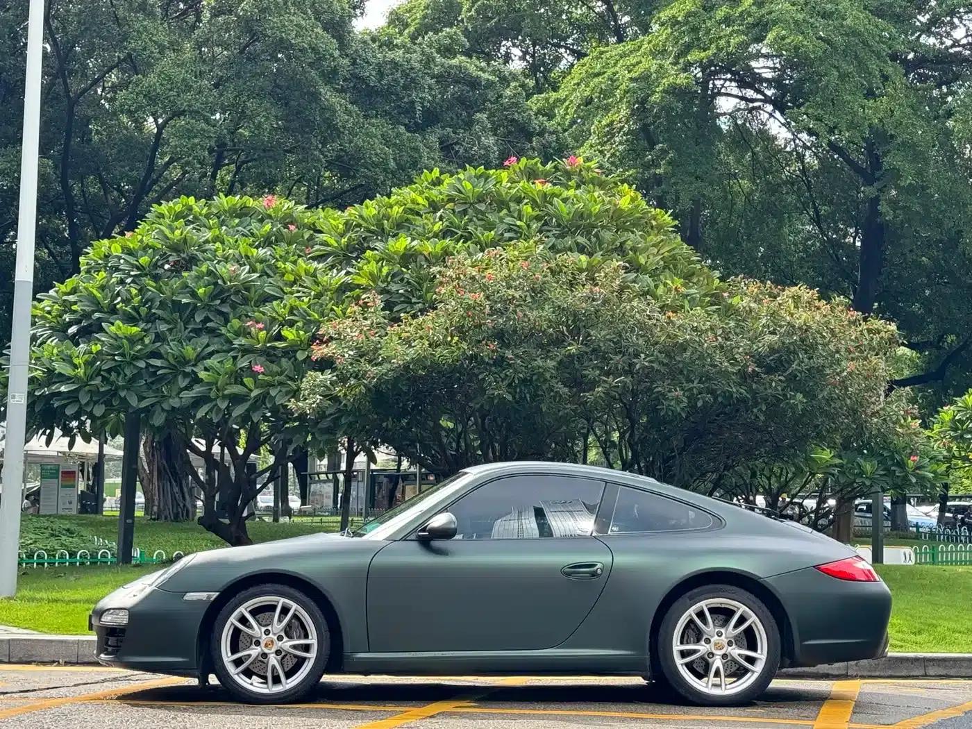 2010 Porsche 911 Carrera 3.6L — миниатюра 4