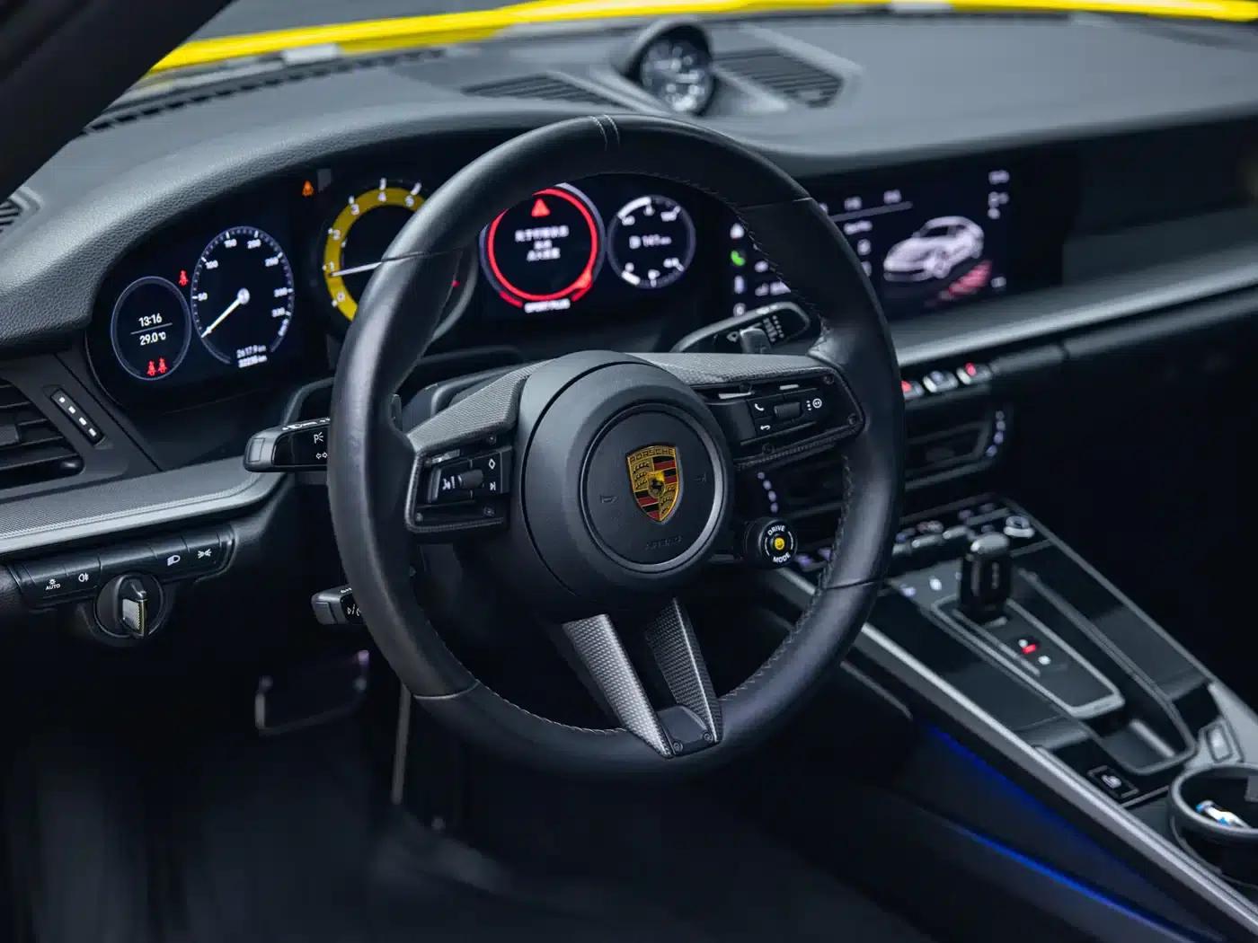2022 Porsche 911 Carrera 3.0T — миниатюра 11
