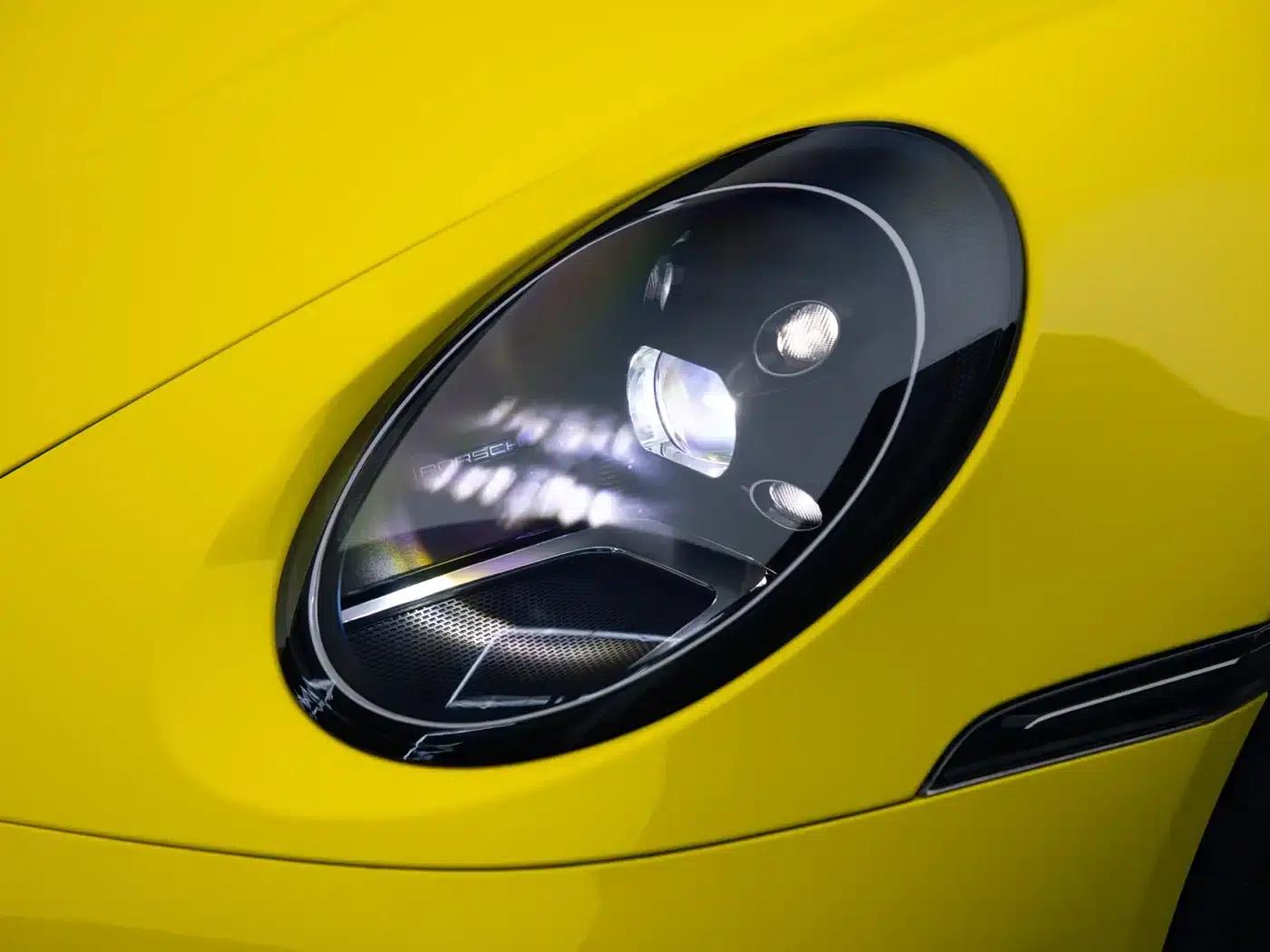 2022 Porsche 911 Carrera 3.0T — миниатюра 32
