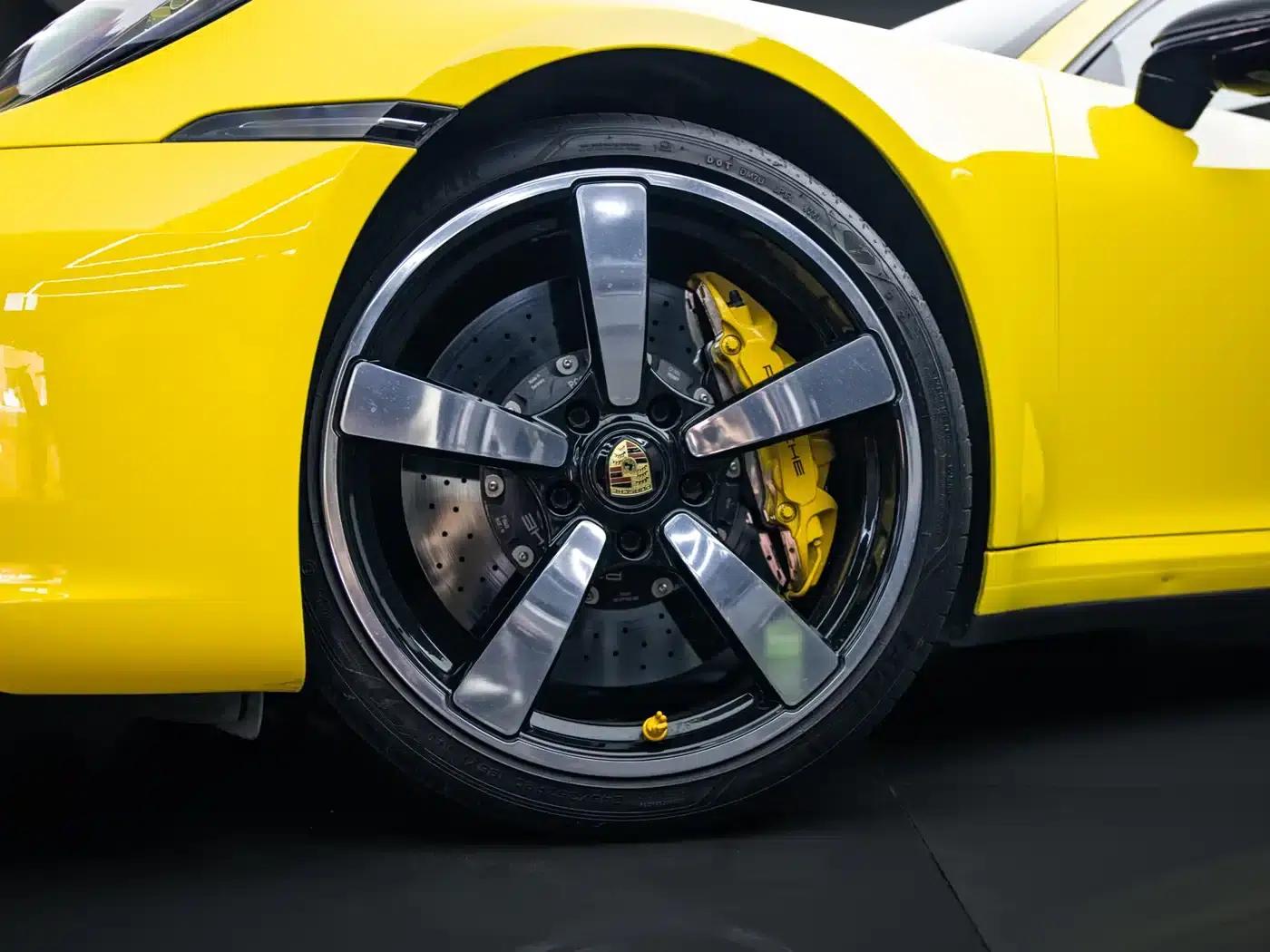 2022 Porsche 911 Carrera 3.0T — миниатюра 35